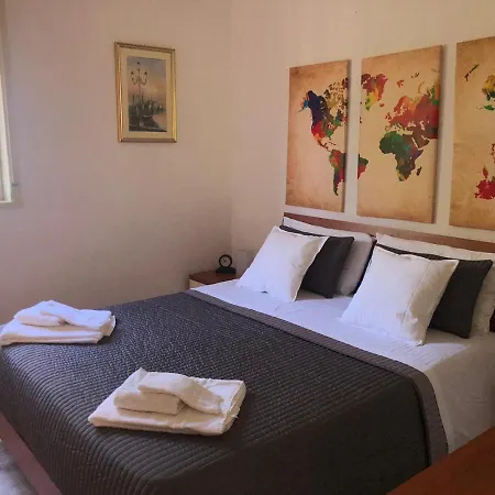 Appartamentino In Sul Mare Apartment *